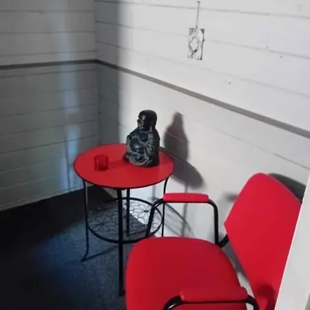 Op Rustig Park In De シャレー *