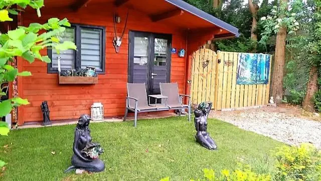 Op Rustig Park In De *